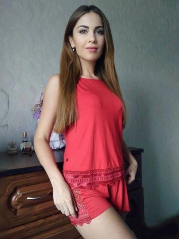 Полина